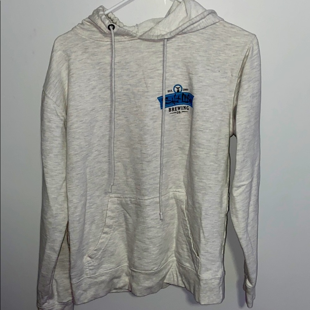 White salt life sweatshirt